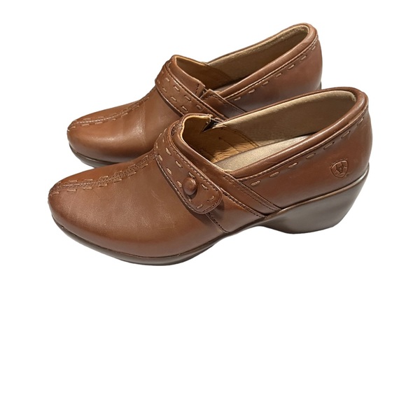 Ariat Women’s Chestnut Brown Leather slip on clog shoe in size 7.5 B - Picture 3 of 12